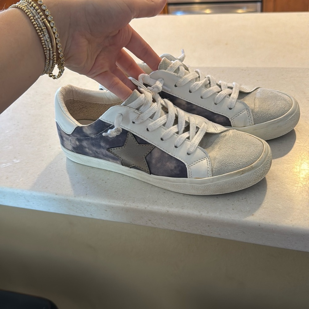 Modern rush star sneakers